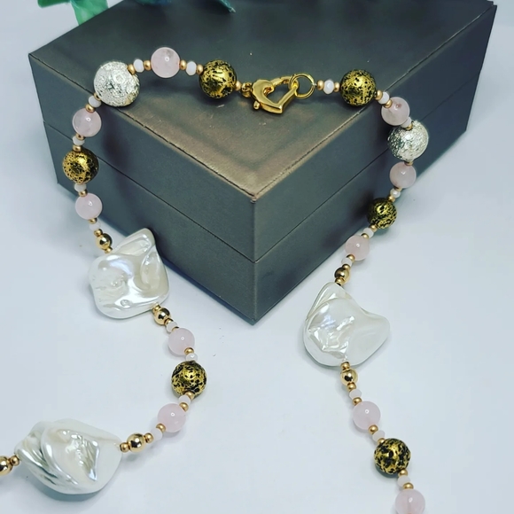 Rose Quartz necklace - Picture 4 of 4